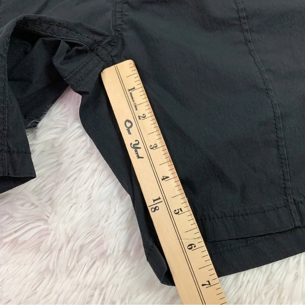 Gap‎ boy's chino shorts in black elastic waist